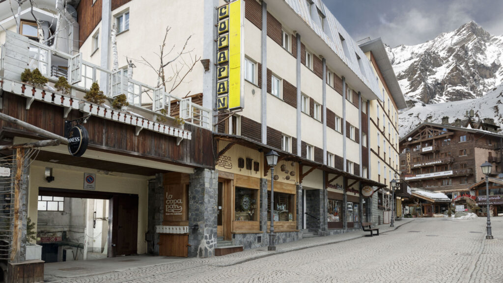 Croix du Cervin – Charming Central Living
